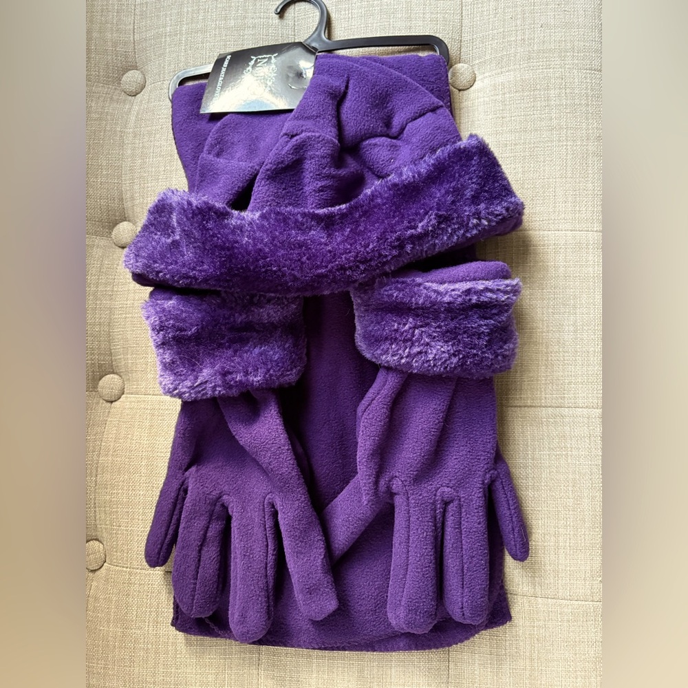 Nollia Women’s Winter Fleece Scarf, Hat, Glove set in purple